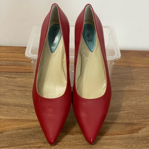 Fitzwell Rose Red Leather Stacked Wood 2" Kitten Classic Heel Elegant 9 WW - Picture 1 of 10